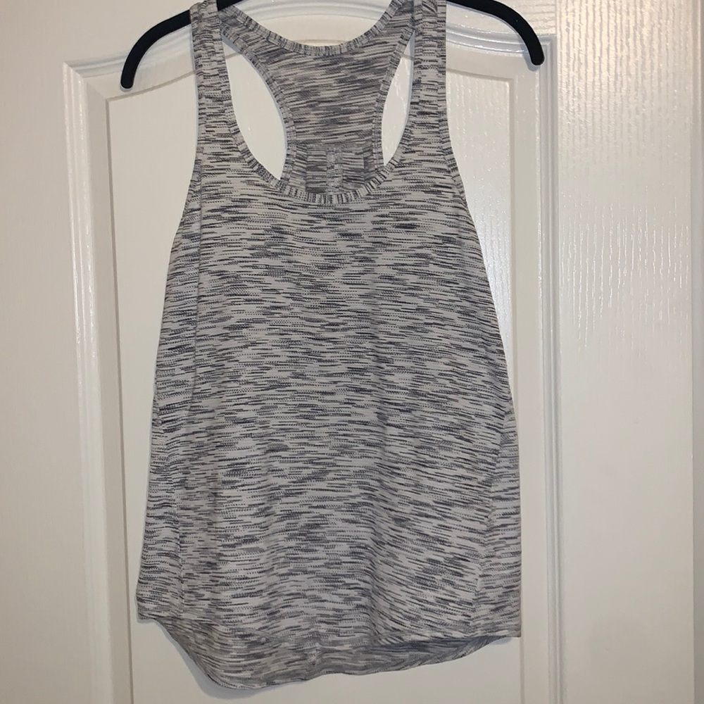 Lululemon women’s tank top